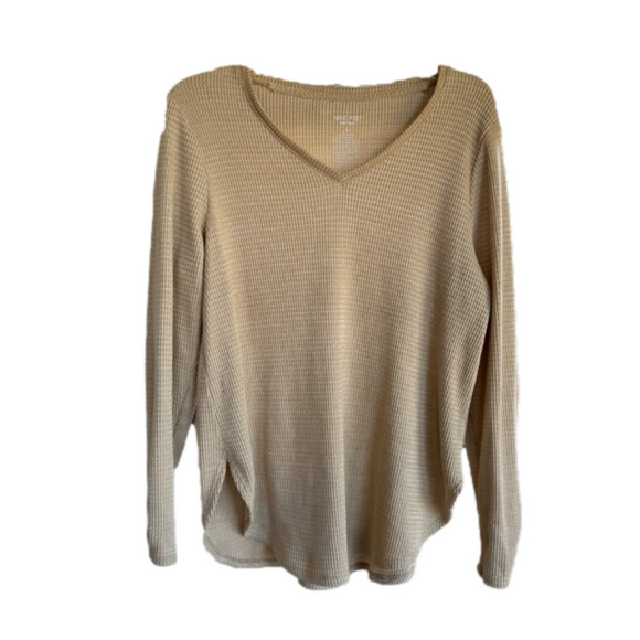 Nine West Sweaters - Nine West soft spun sweater - V neck